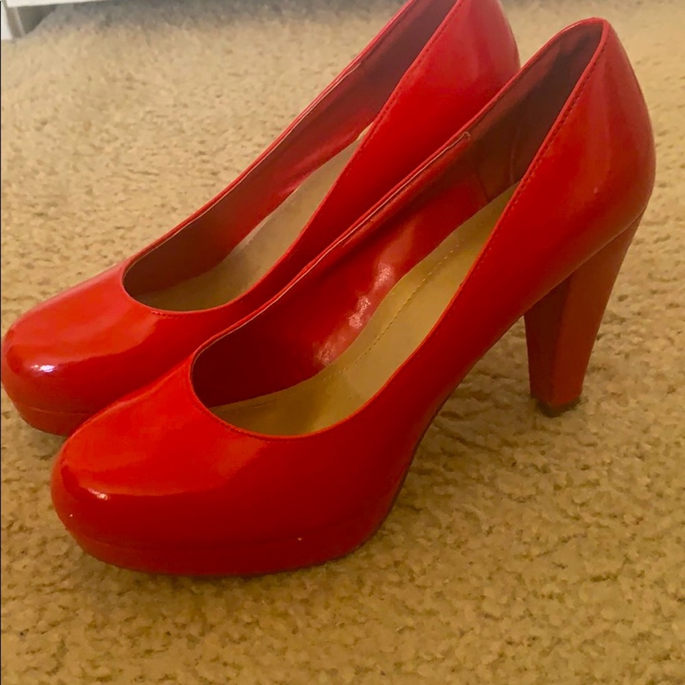 Red high heels Size 8